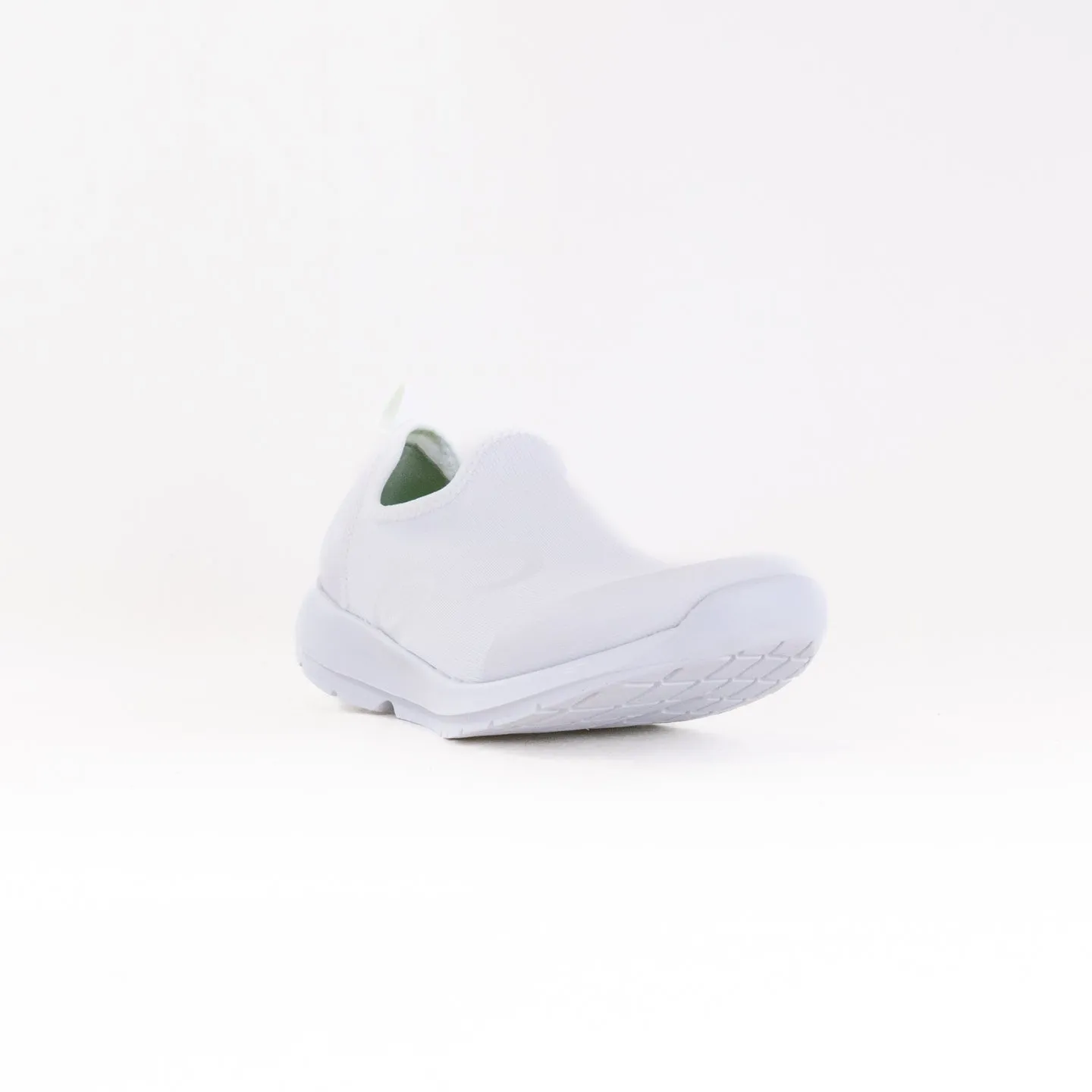 OOFOS OOmg Sport Low (Women's) - White pain-free
