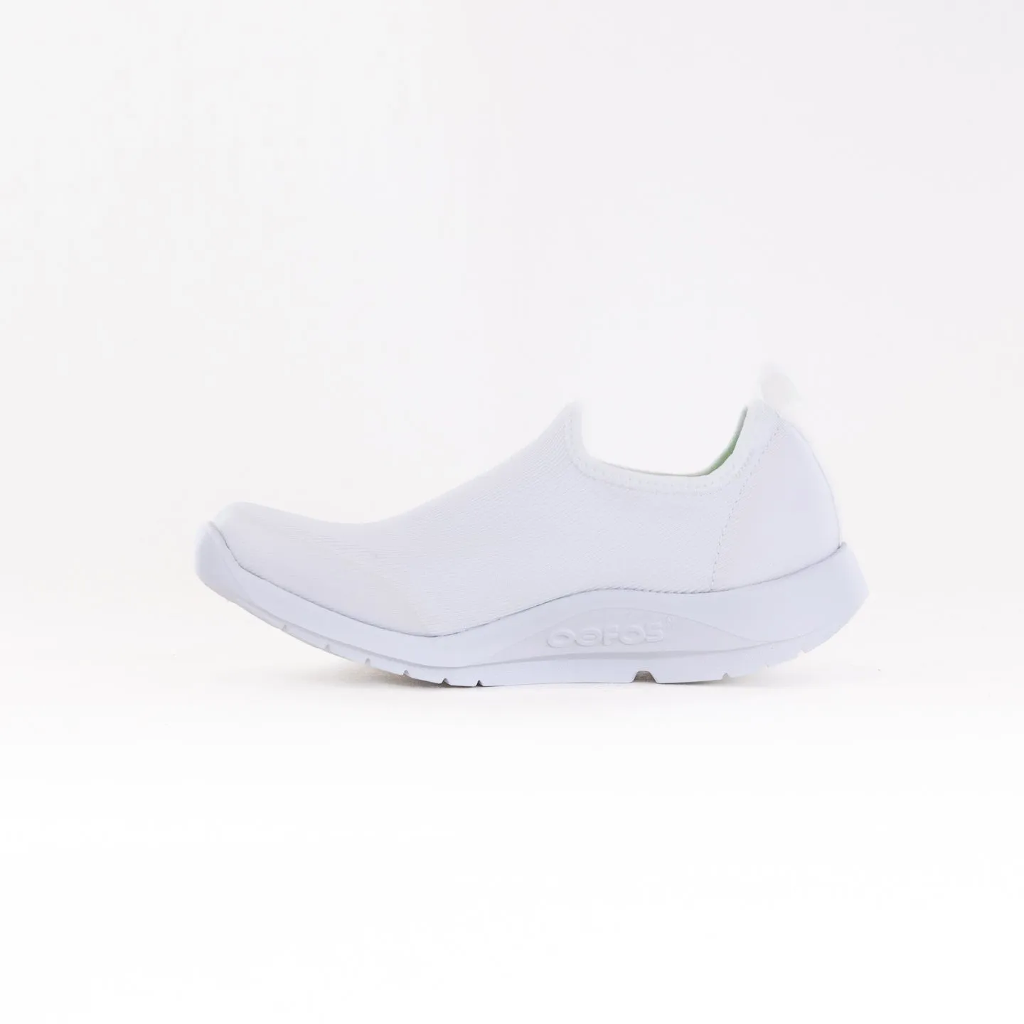 OOFOS OOmg Sport Low (Women's) - White breathable knit
