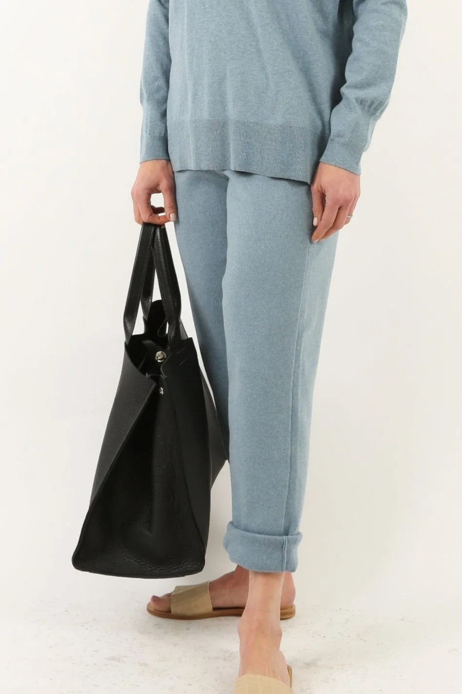PAIGE PANT IN DOUBLE KNIT HEATHERED PIMA COTTON LIMITED EDITION COLORS layered ease