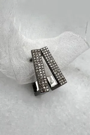 Persey Rectangle Link Diamond Earrings 3 row skin vibe Persey Rectangle Link Diamond Earrings 3 row natural feel
