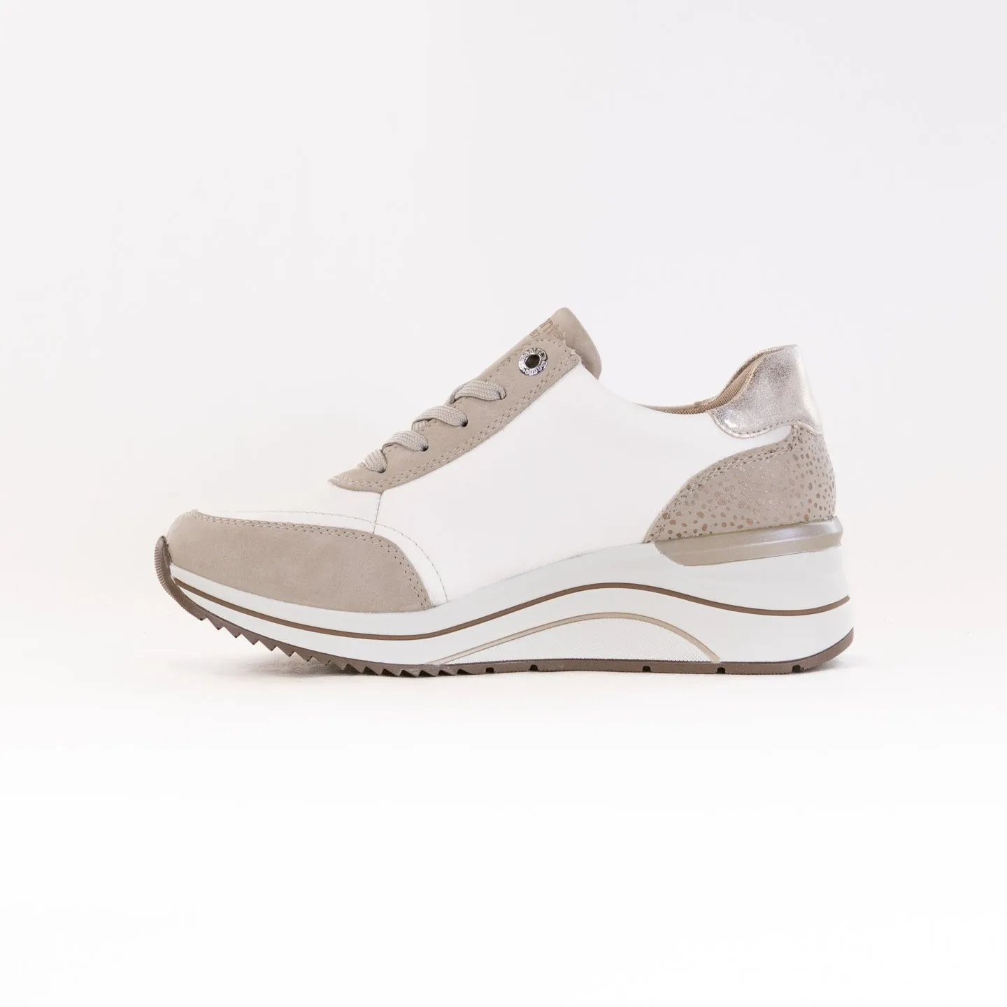 Remonte Eleni 03 (Women's) - Beige weekend run