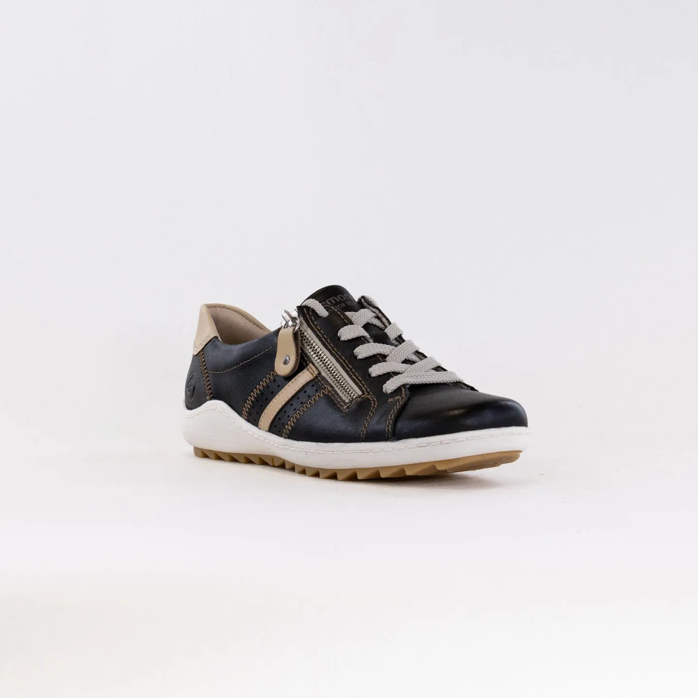 Remonte Liv 32 (Women's) - Black soft landing