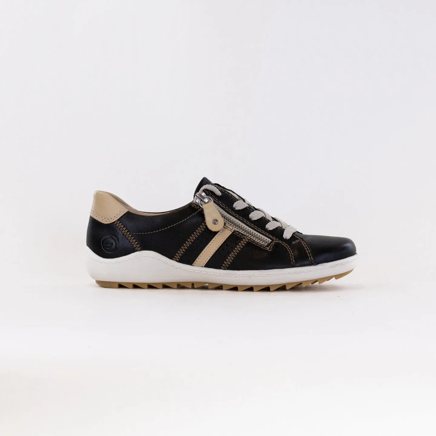Remonte Liv 32 (Women's) - Black stable gear
