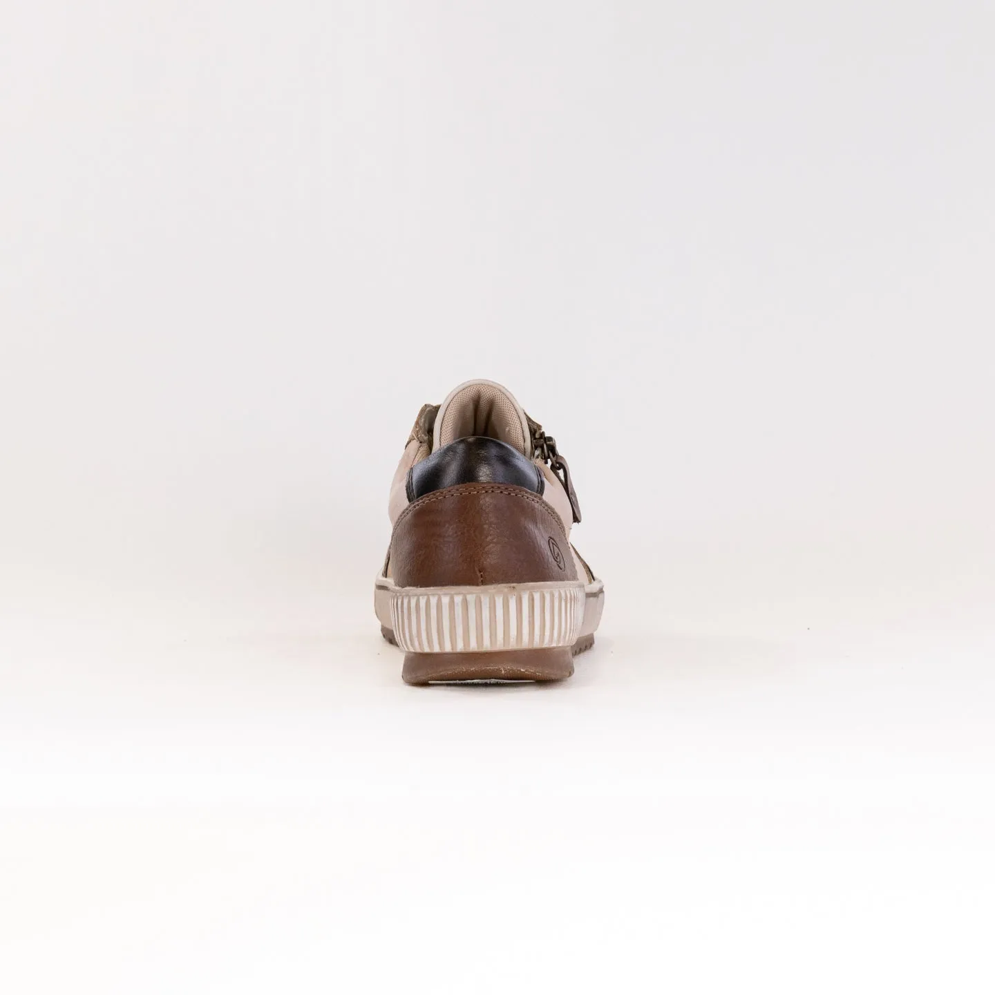 Remonte Maditta D0701-60 (Women's) - Chestnut/Sand ice terrain