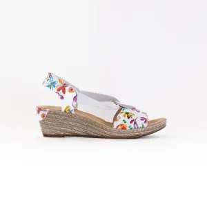Rieker Fanni Sandal (Women's) - White Meadow Trend Appeal Rieker Fanni Sandal (Women's) - White Meadow Summer Style