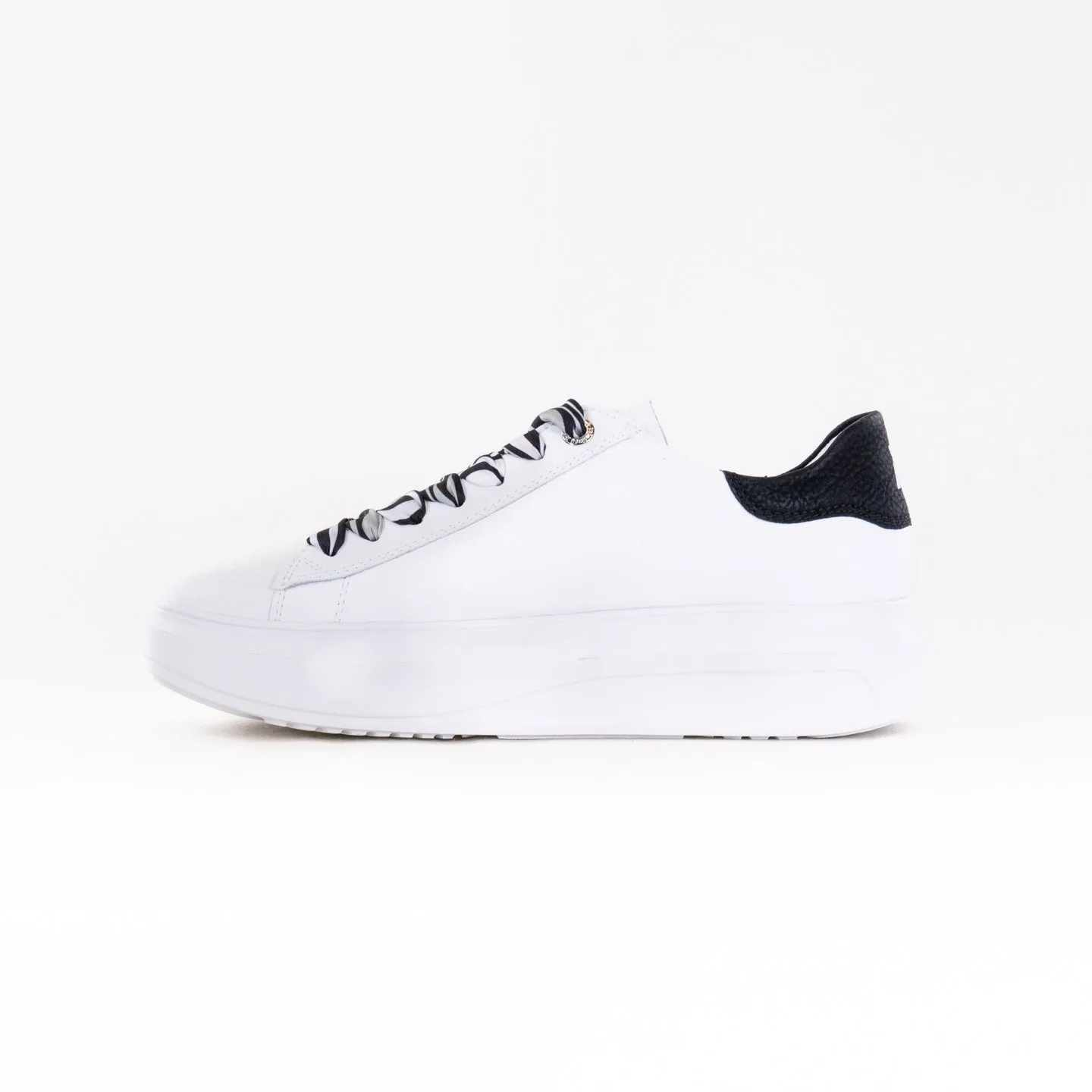 Rieker W1201 (Women's) - White long distance