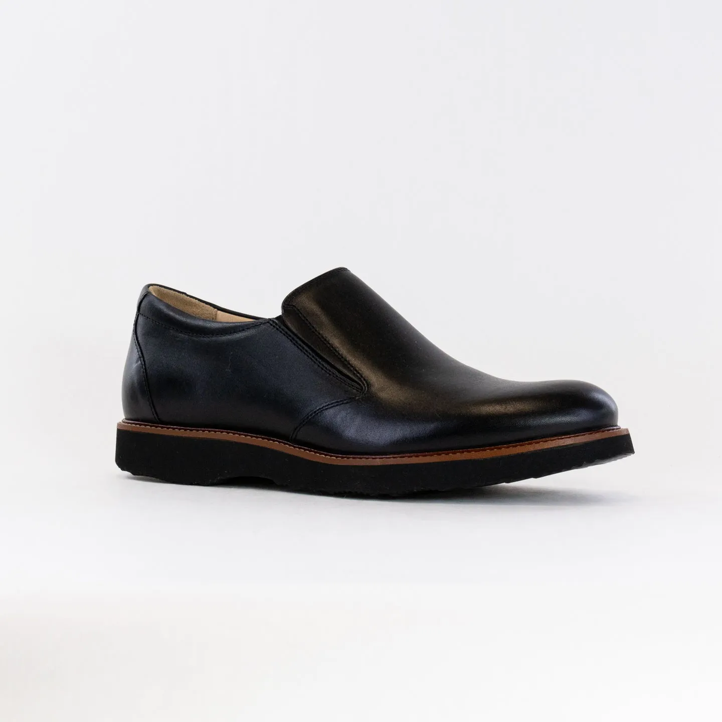 Samuel Hubbard Frequent Traveler (Men's) - Black desert climate