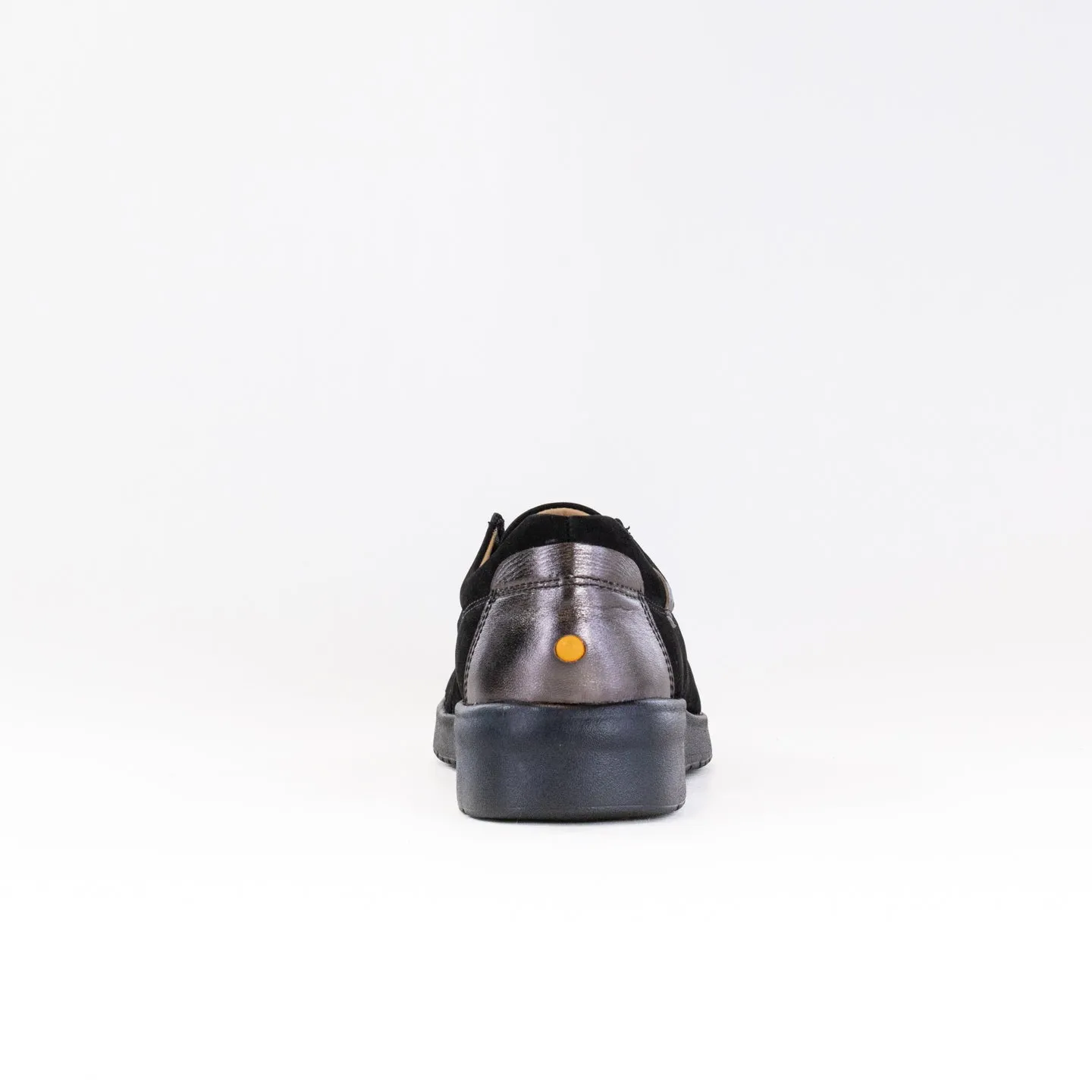 Samuel Hubbard Marin Gore-Lace (Women's) - Black Nubuck flexible fit