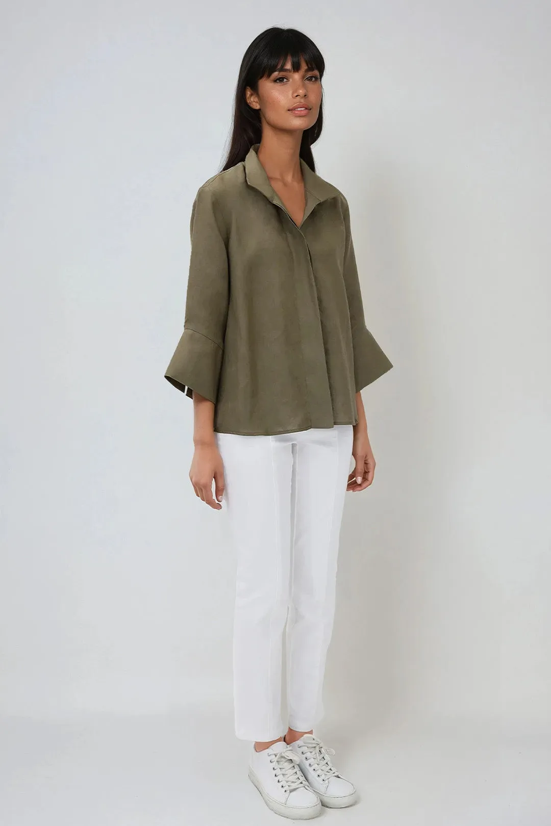 SANDRINE WIDE-CUFF SHIRT IN ITALIAN LINEN breeze fit