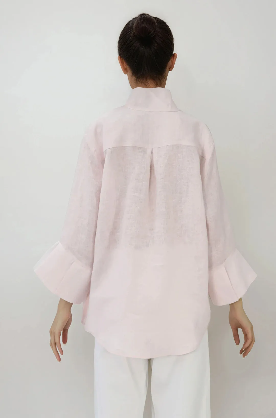 SANDRINE WIDE-CUFF SHIRT IN ITALIAN LINEN natural touch