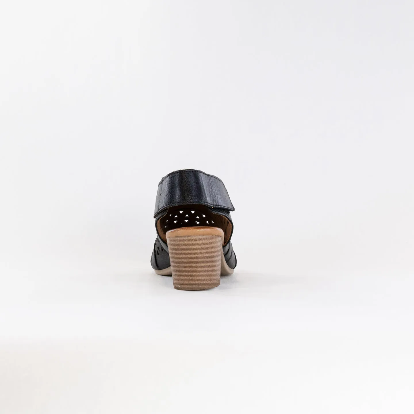 Spring Step Dorotha (Women's) - Black Comfy Mood