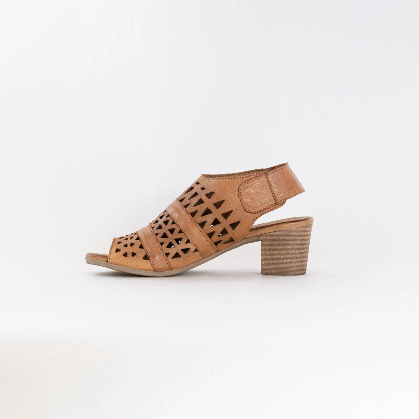 Spring Step Dorotha (Women's) - Brown hill walk