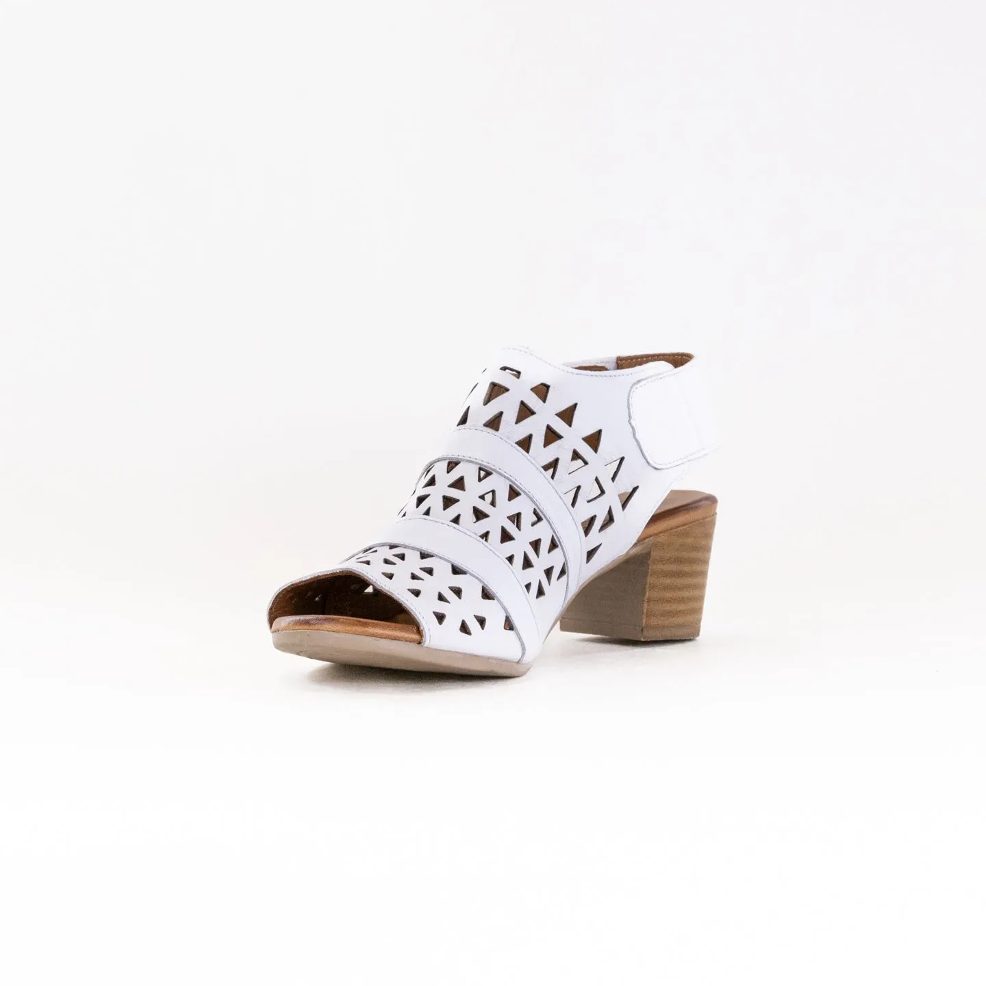 Spring Step Dorotha (Women's) - White Daily Outing