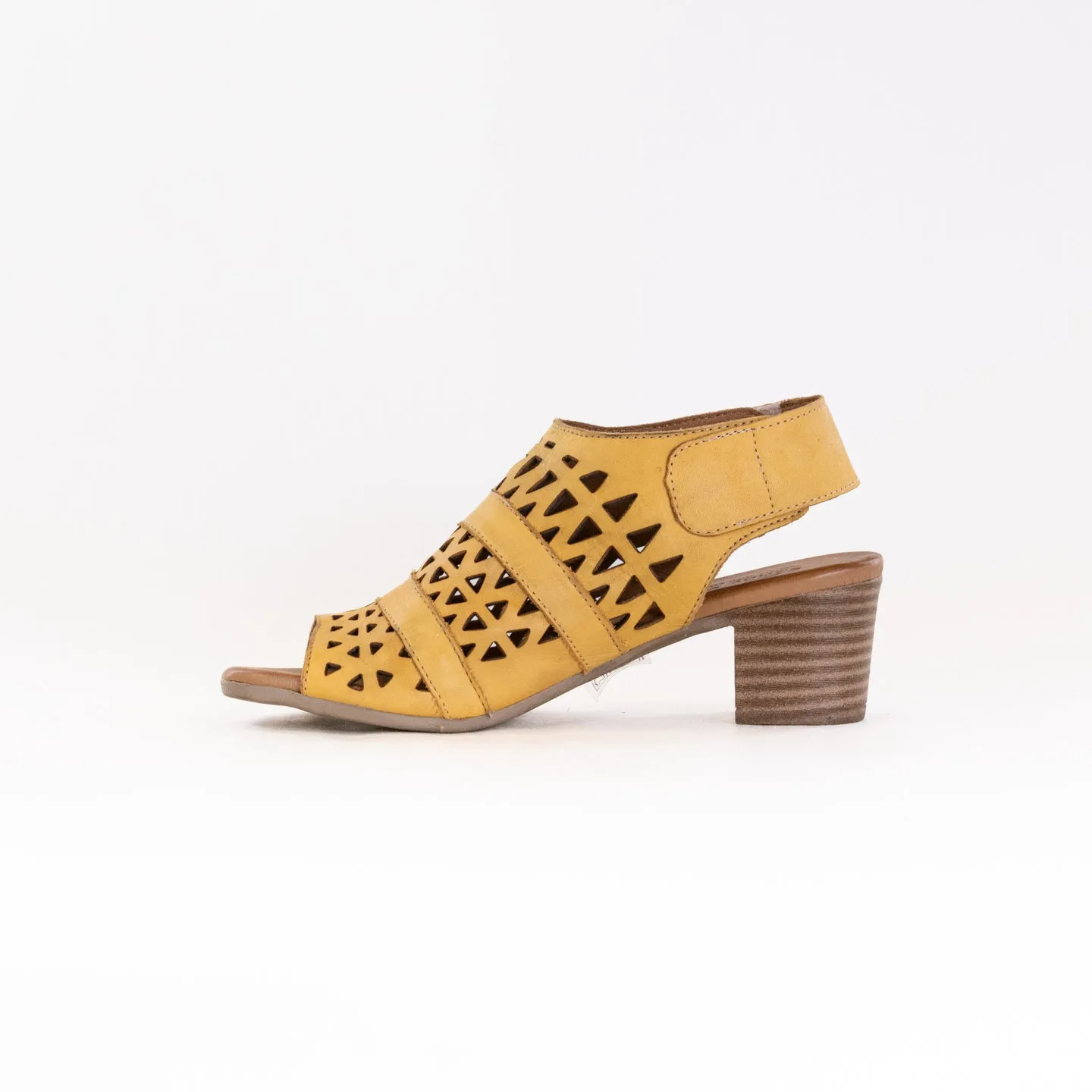 Spring Step Dorotha (Women's) - Yellow Local Walk