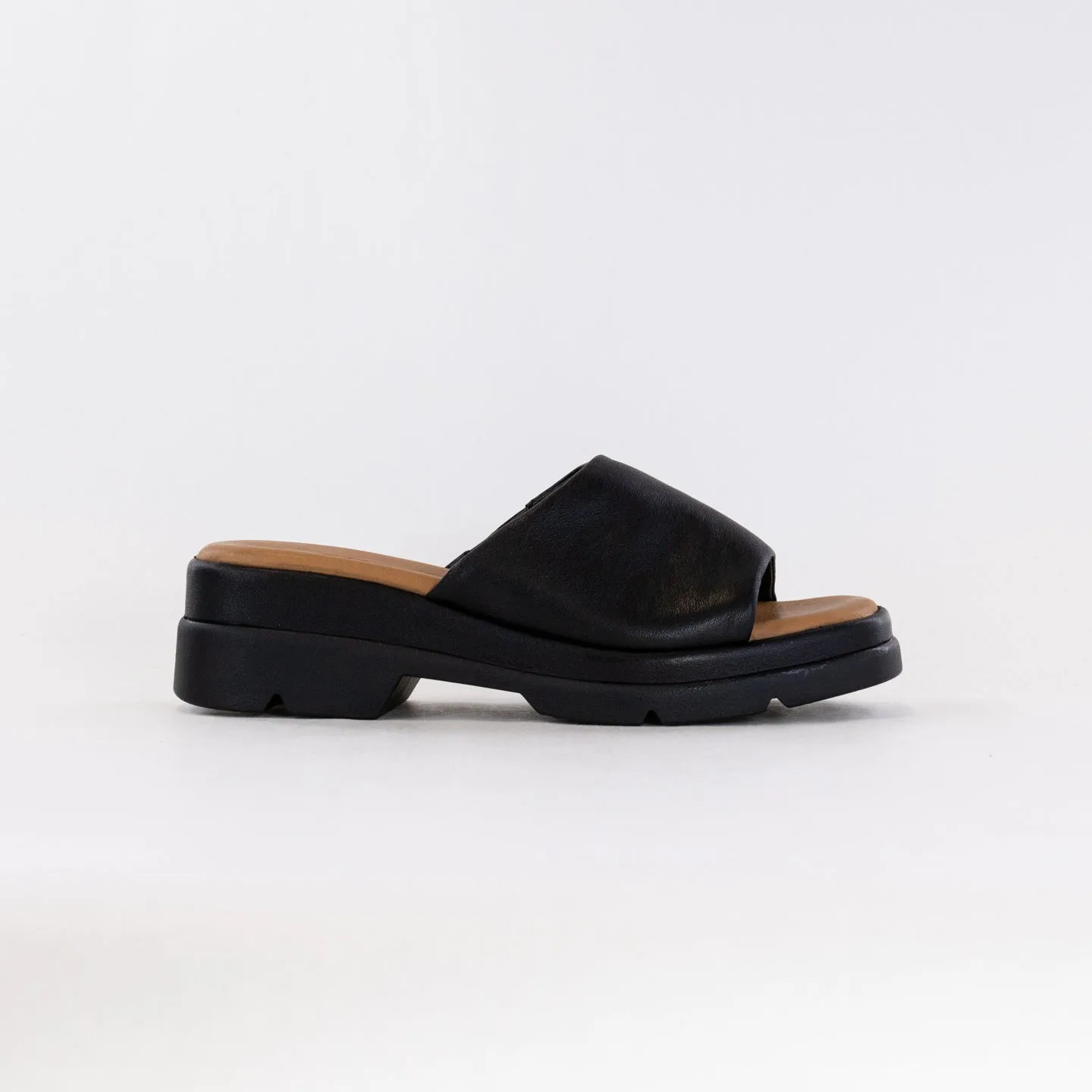 Spring Step Fireisland (Women's) - Black Leather Earth Love