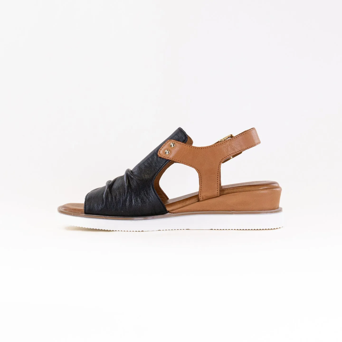 Spring Step Locals (Women's) - Black Multi Outdoor Fun
