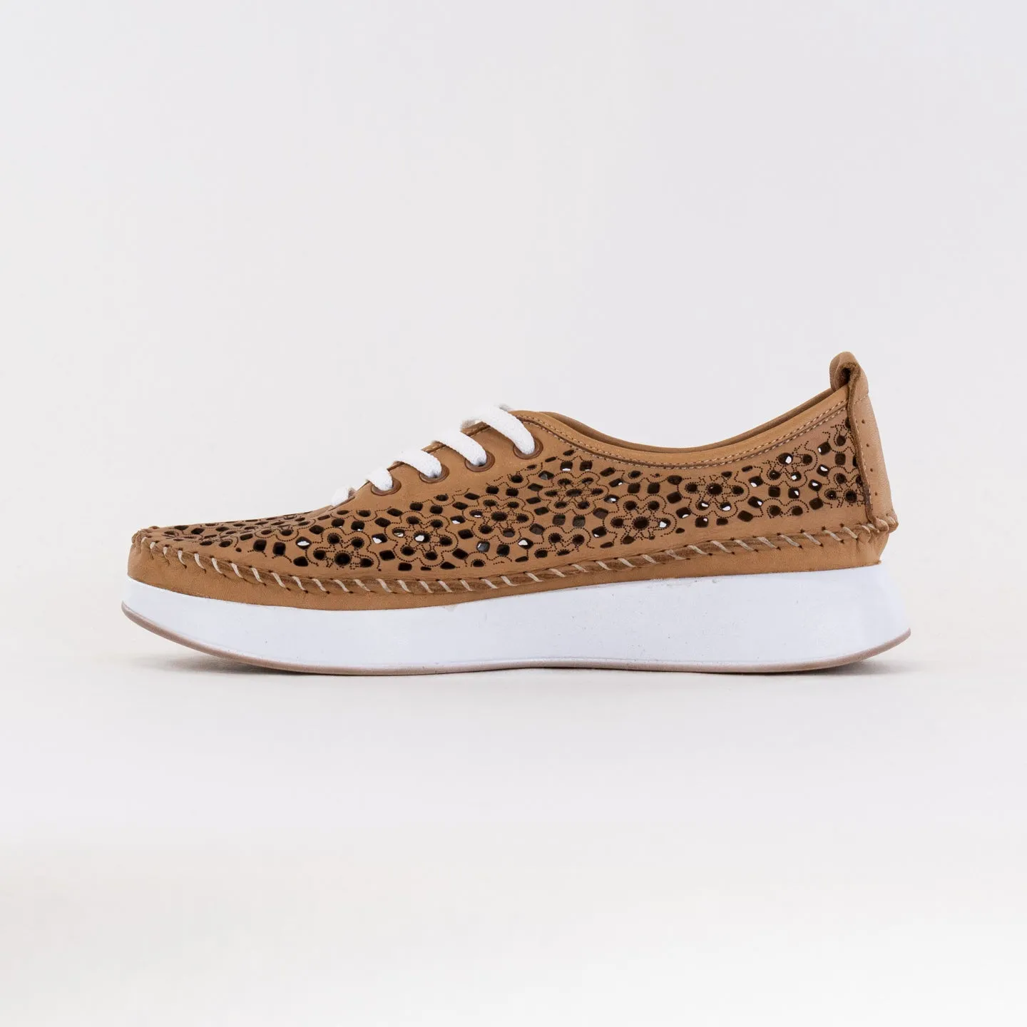 Spring Step Youlanda (Women's) - Tan outdoor walk