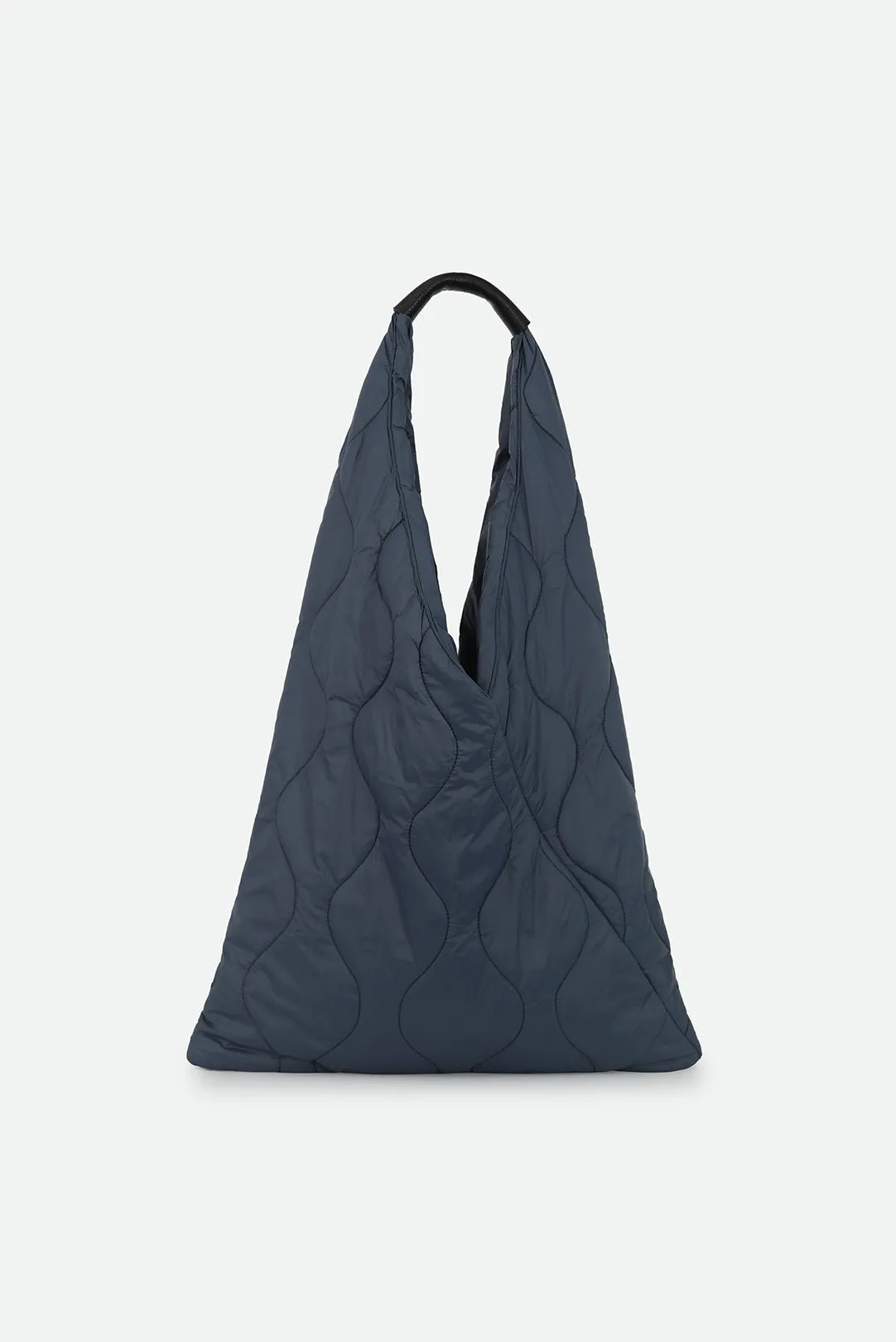 THE GALLERY TOTE QUILTED WITH LEATHER DETAIL cozy gear