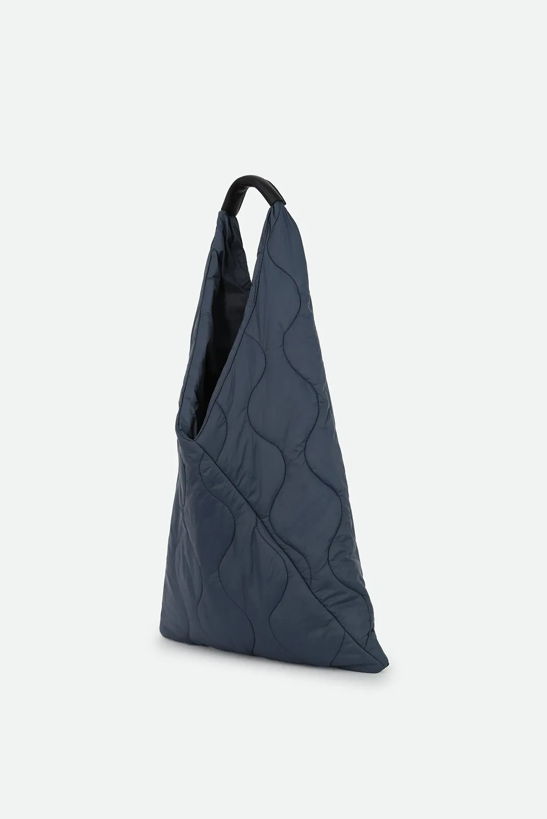 THE GALLERY TOTE QUILTED WITH LEATHER DETAIL urban rush
