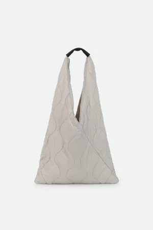 THE GALLERY TOTE QUILTED WITH LEATHER DETAIL layer look