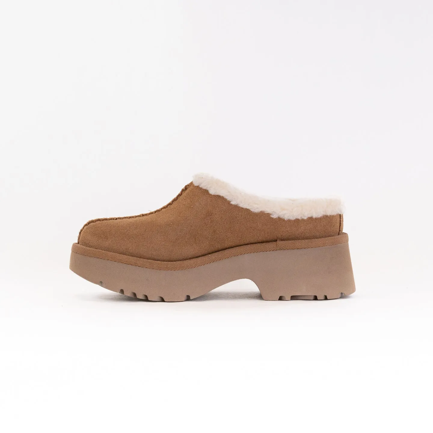 UGG New Heights Cozy Clog (Women's) - Chestnut long trails