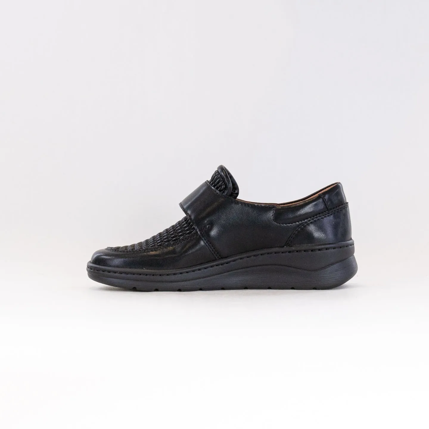 V-Italia 1219 (Women's) - Black Leather travel pair