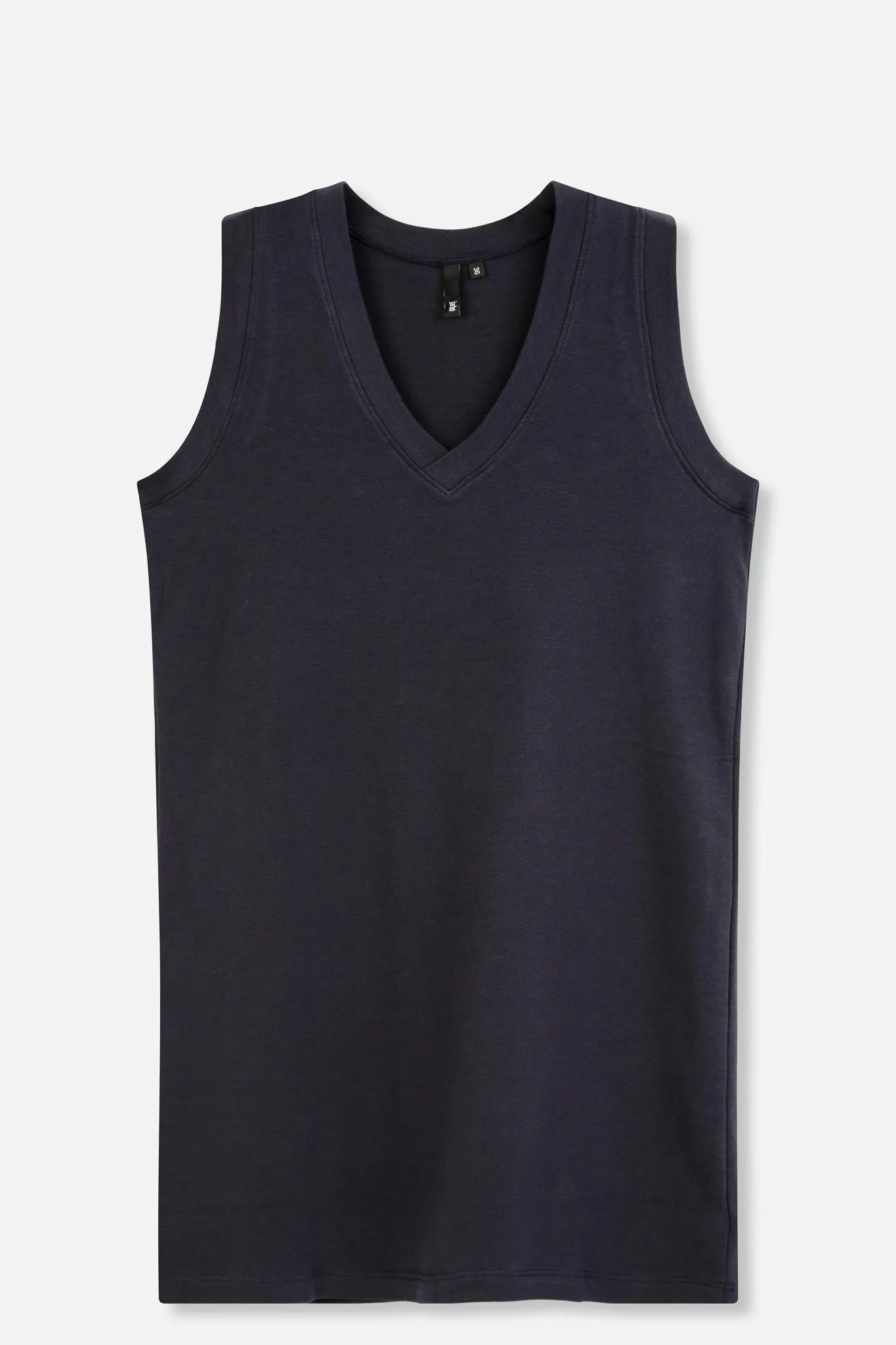 V-NECK MUSCLE TANK IN PIMA COTTON STRETCH gentle days
