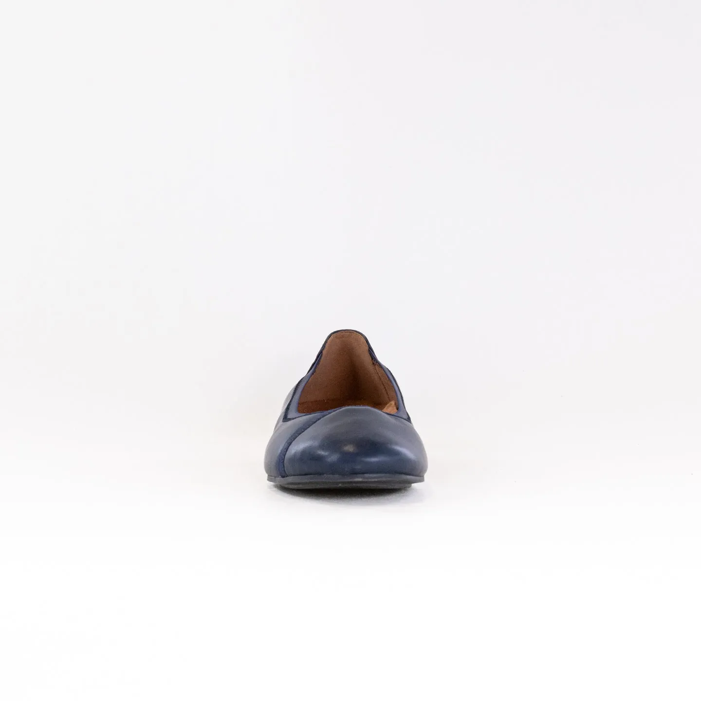 Vionic Caroll Ballet Flat (Women's) - Navy everyday wear