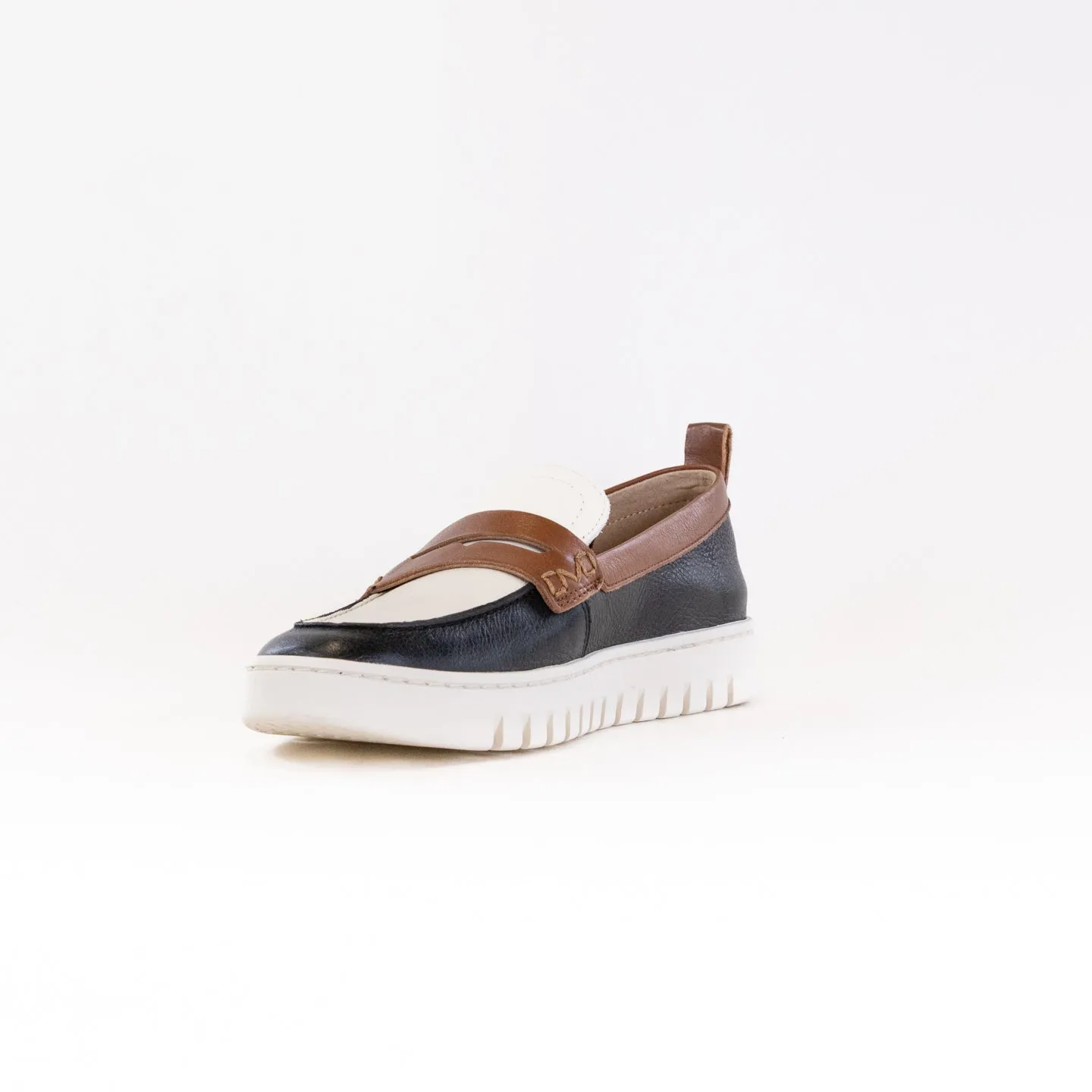 Vionic Uptown Loafer (Women's) - Black Multi Leather traveler must-have