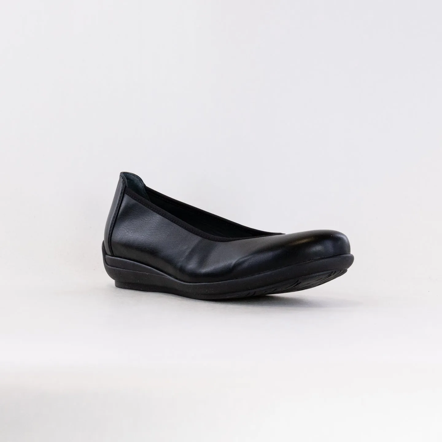 Wolky Duncan (Women's) - Black soft ground