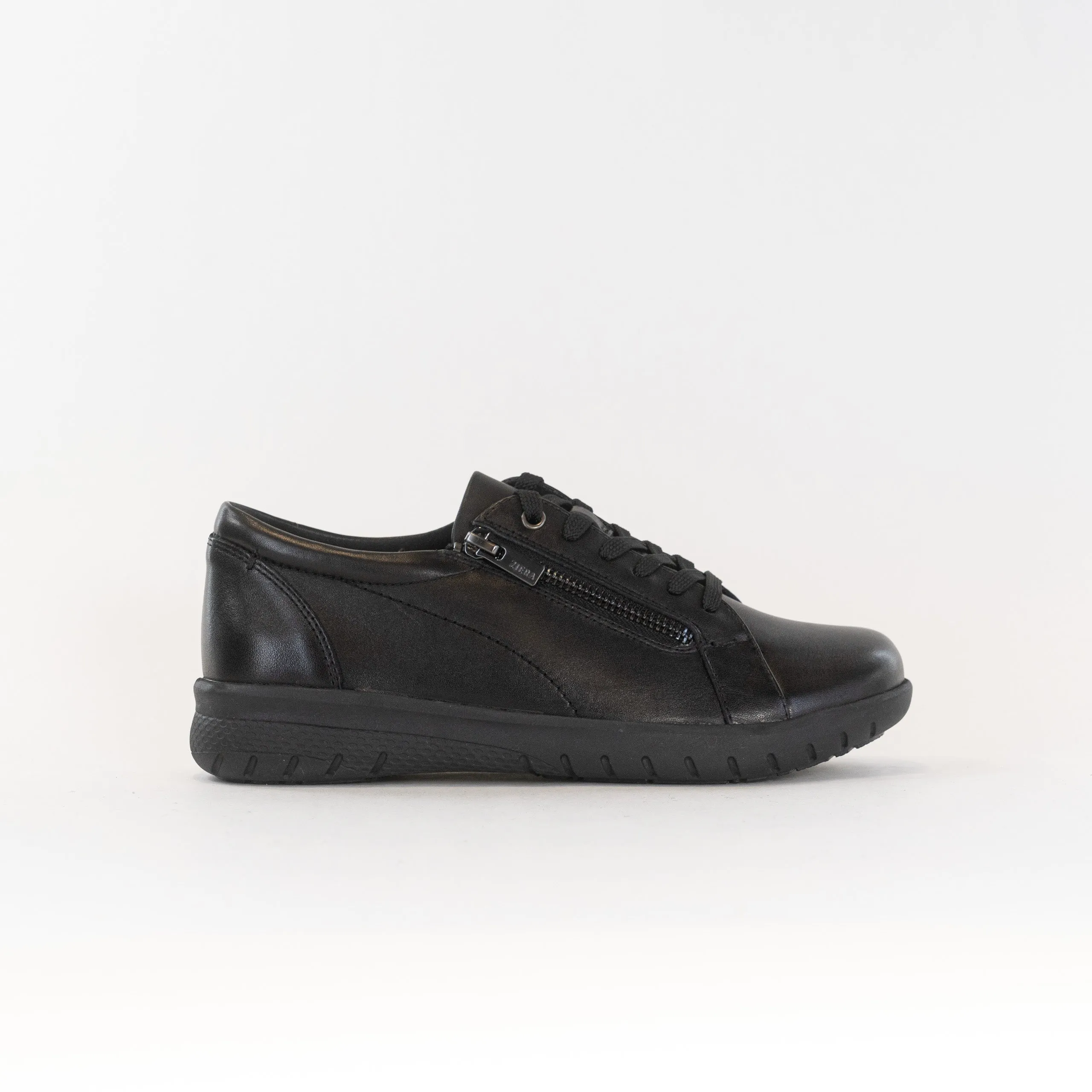 Ziera Solar (Women's) gravel road