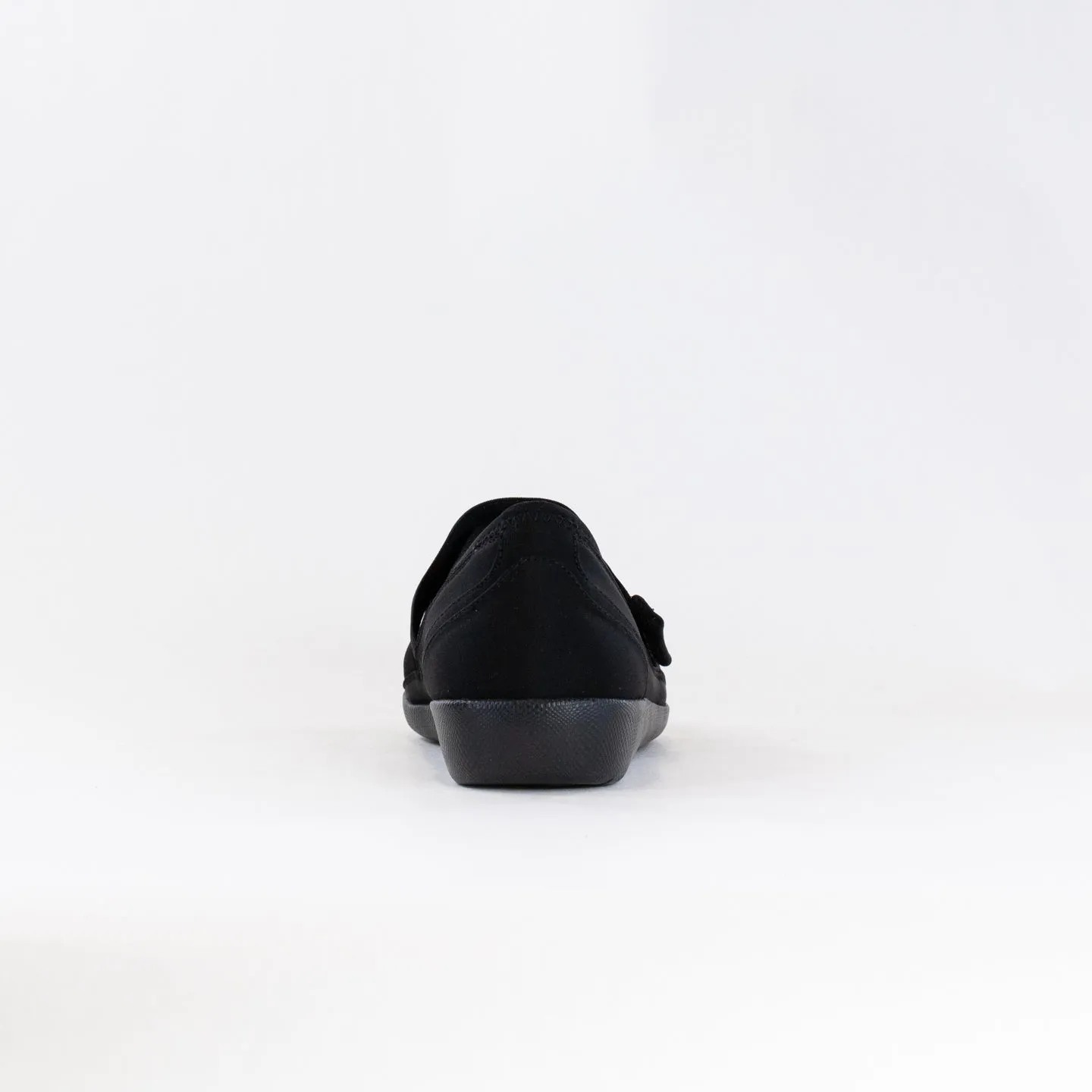 Ziera Urban (Women's) - Black/Black foot arch