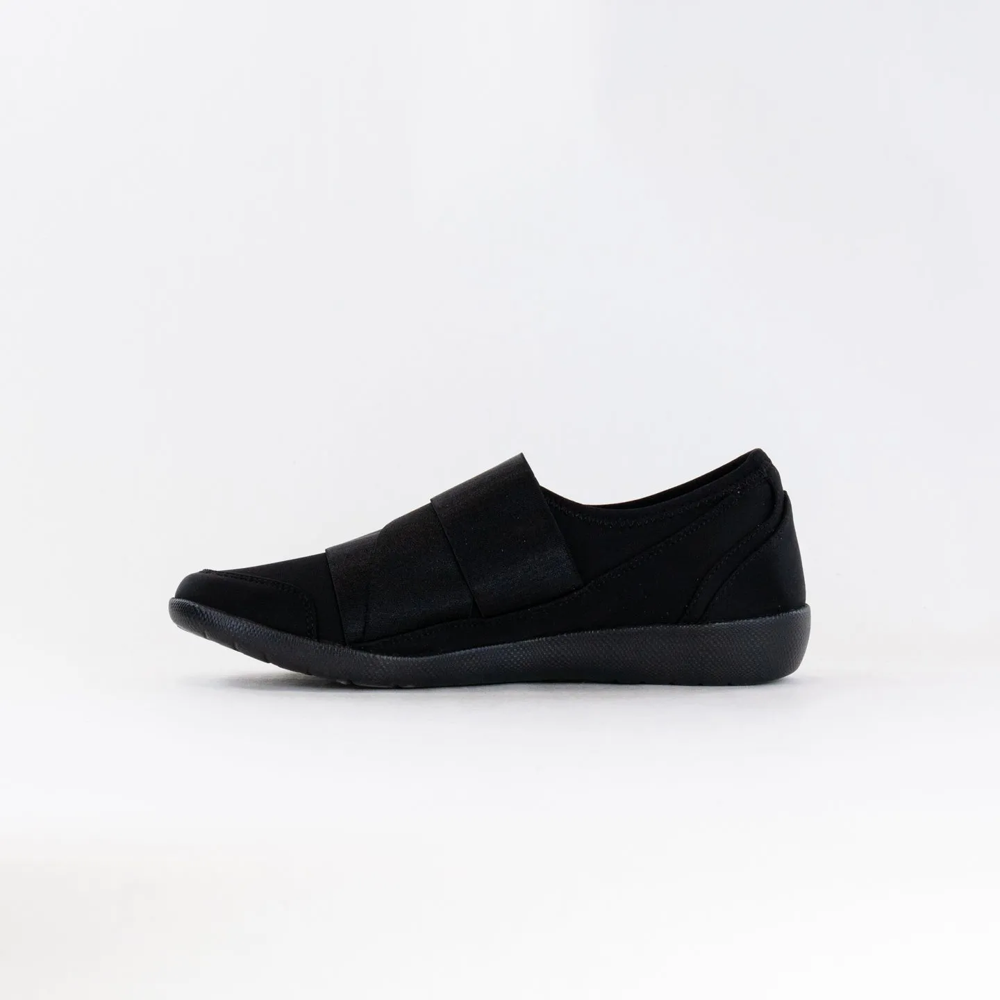 Ziera Urban (Women's) - Black/Black support line
